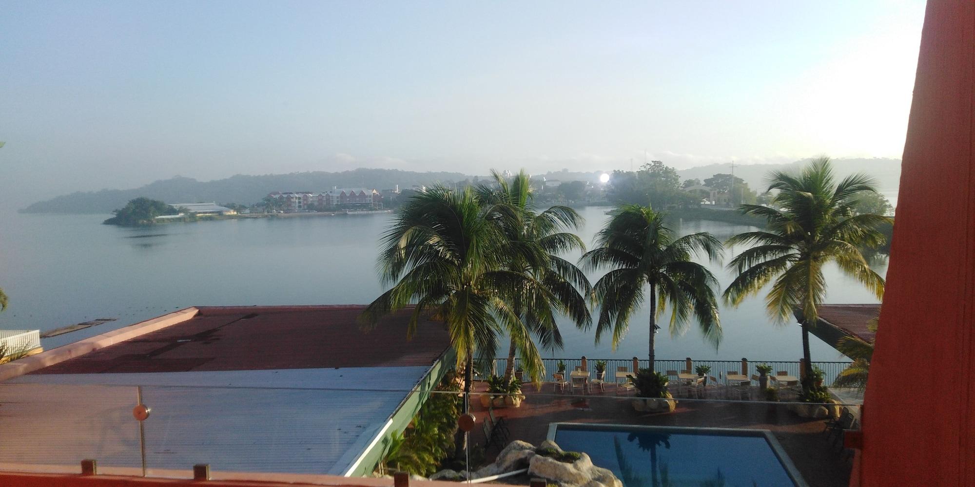Peten Esplendido Flores Buitenkant foto