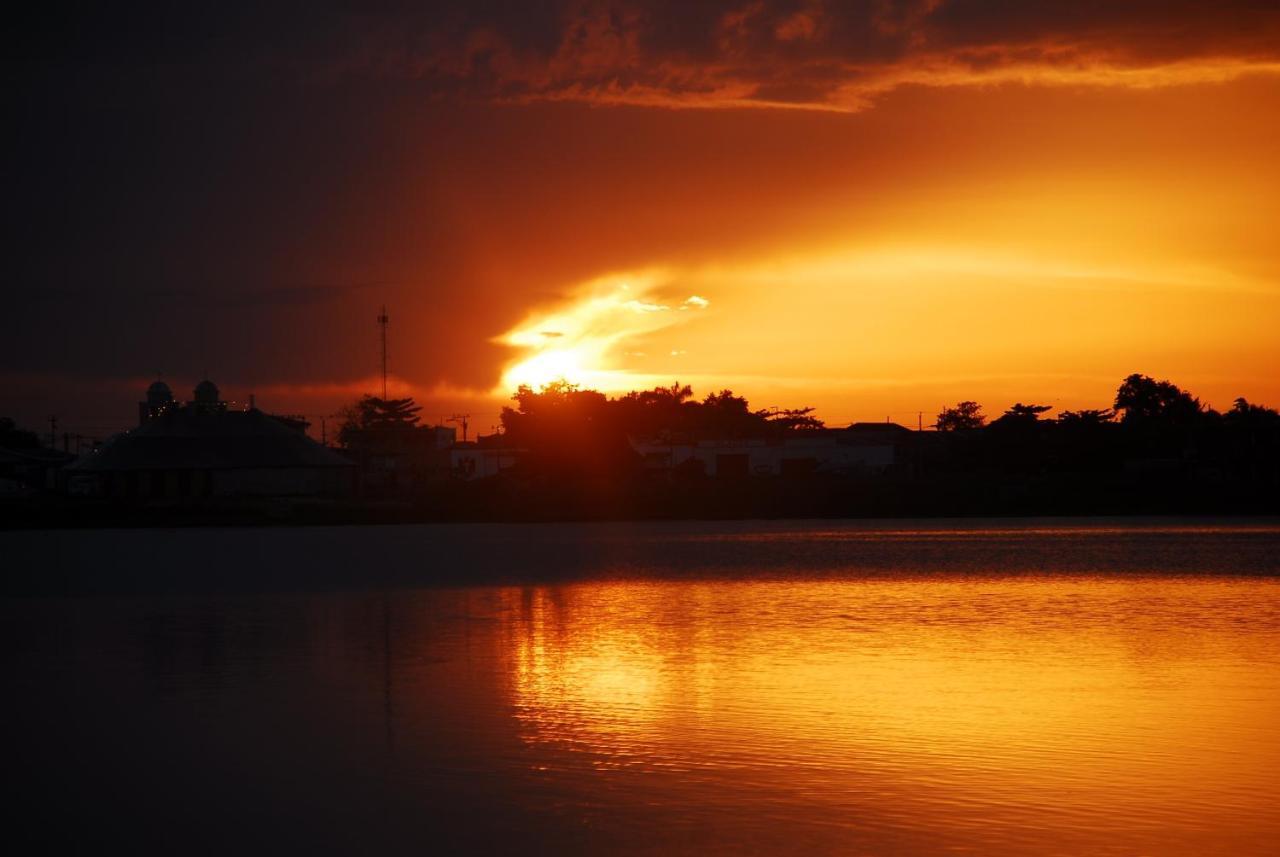 Peten Esplendido Flores Buitenkant foto