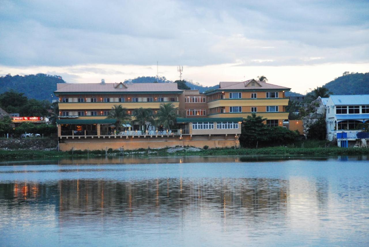 Peten Esplendido Flores Kamer foto